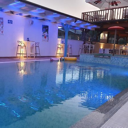 Brian Hotel Velipojë Esterno foto