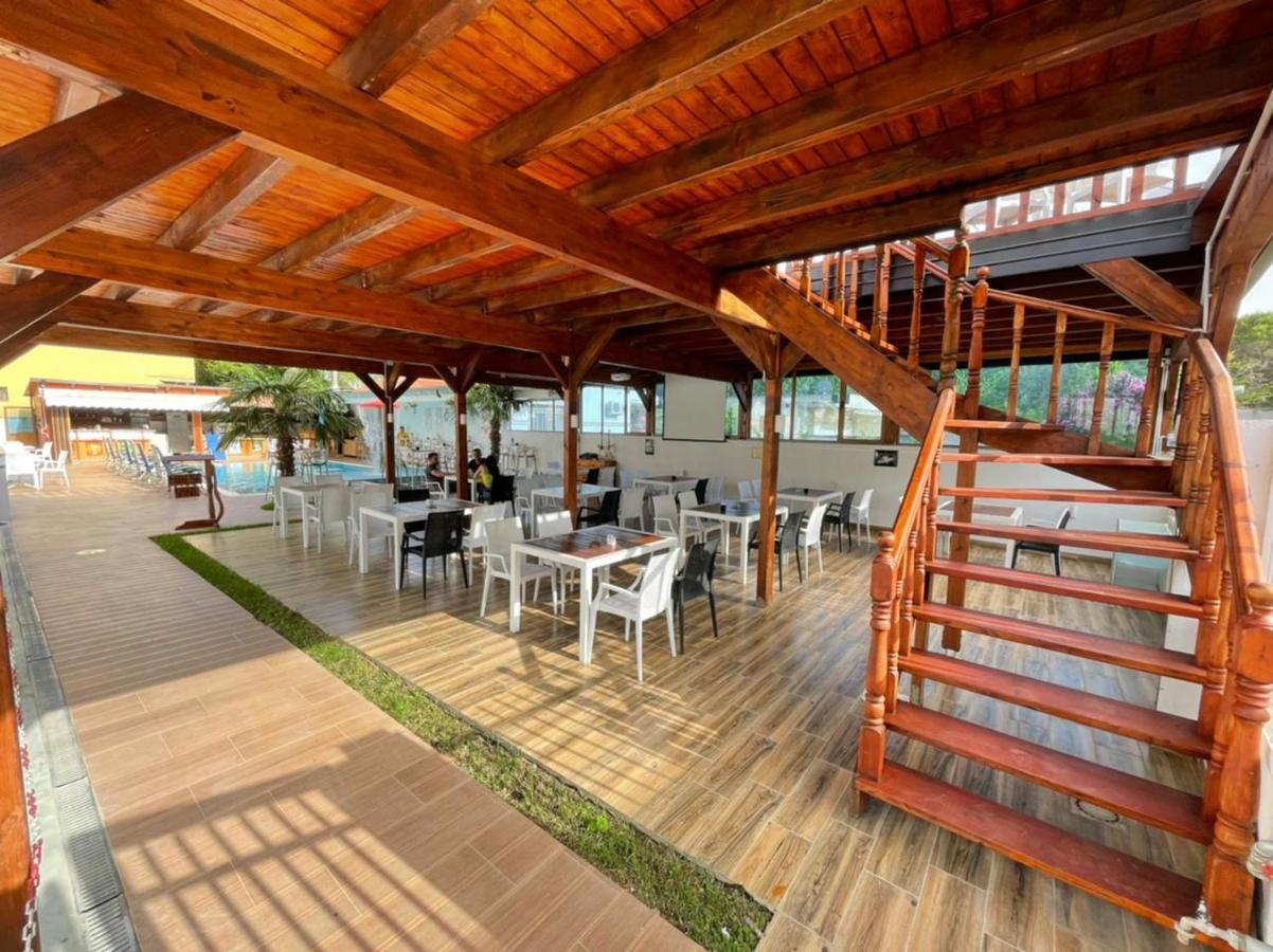Brian Hotel Velipojë Esterno foto