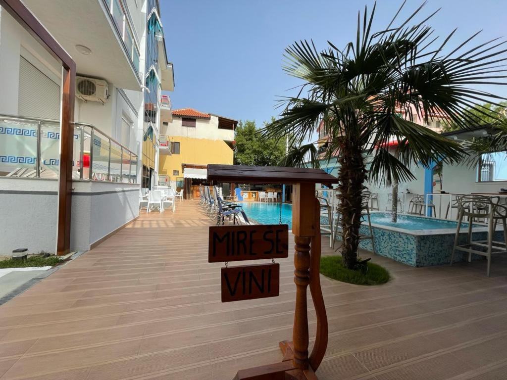 Brian Hotel Velipojë Esterno foto