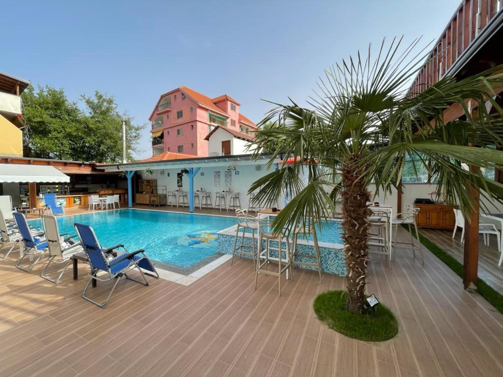 Brian Hotel Velipojë Esterno foto