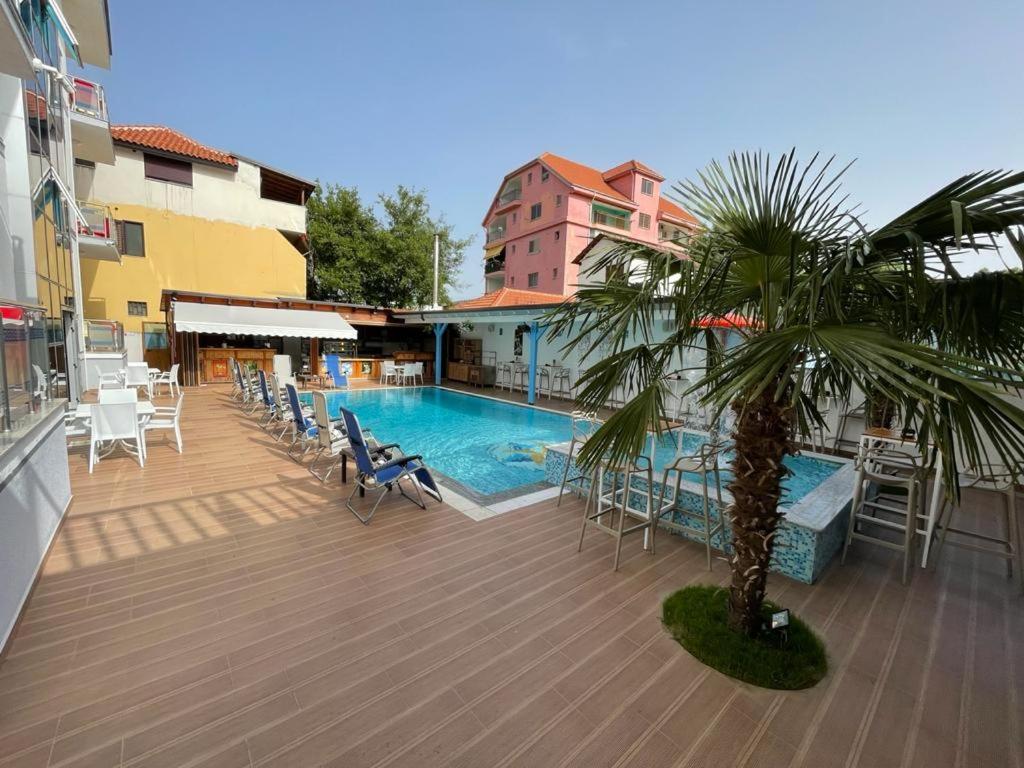 Brian Hotel Velipojë Esterno foto