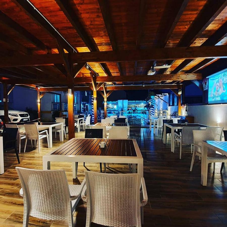 Brian Hotel Velipojë Esterno foto